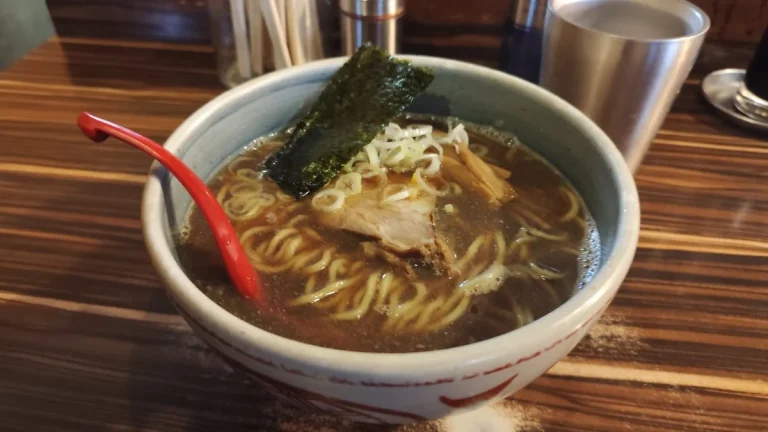 見沼区 中華そば 螢の中華そば（醤油）